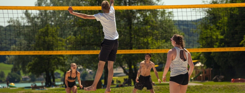 Spiel-Szene vom Schulbeach Cup Landesfinale in Salzburg (Mattsee, 2022)
